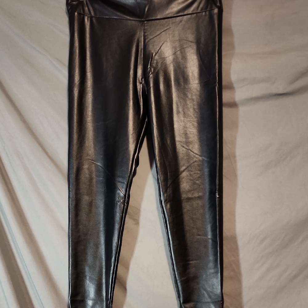 Assets By Spanx Shiny Black Skinny Pants